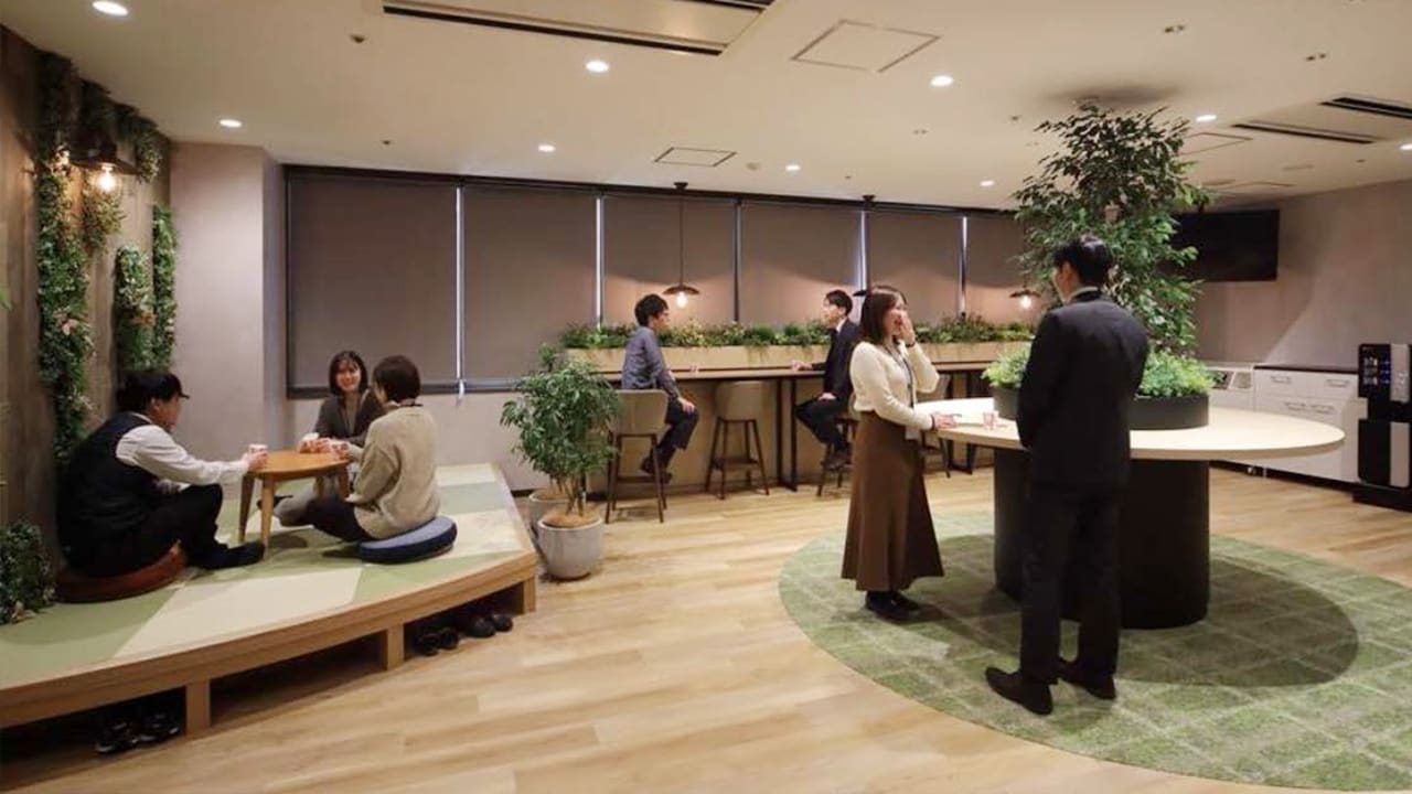 多様な滞在(小上がり、立ち話)