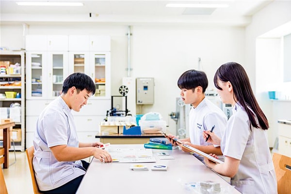 個別対応で目指す国家試験合格