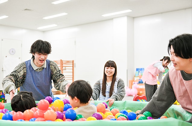 THUの魅力は、実践的な力が身につく授業が豊富なこと。