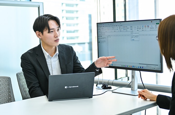 心理学科で得た知識がフラットな視点に役立っています。