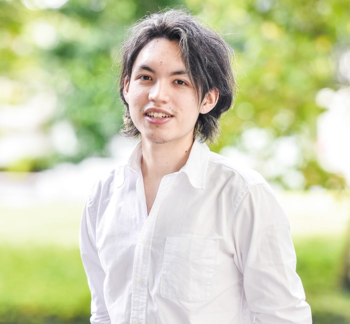 <small>3年</small> <small>文山 ルーカスさん</small>