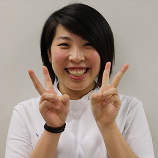 平石 彩衣さん