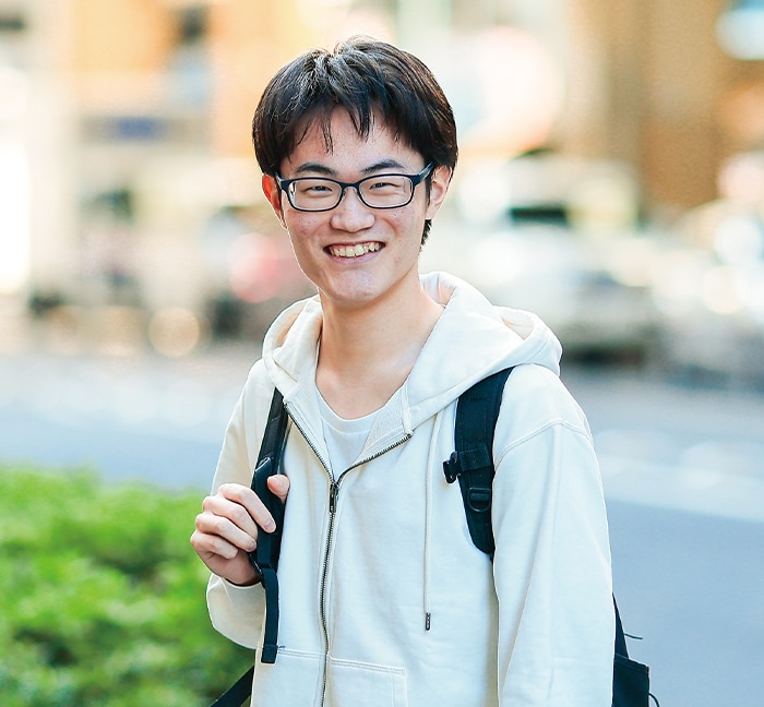 <small>1年</small> 芳本 健太郎<small>さん</small>
