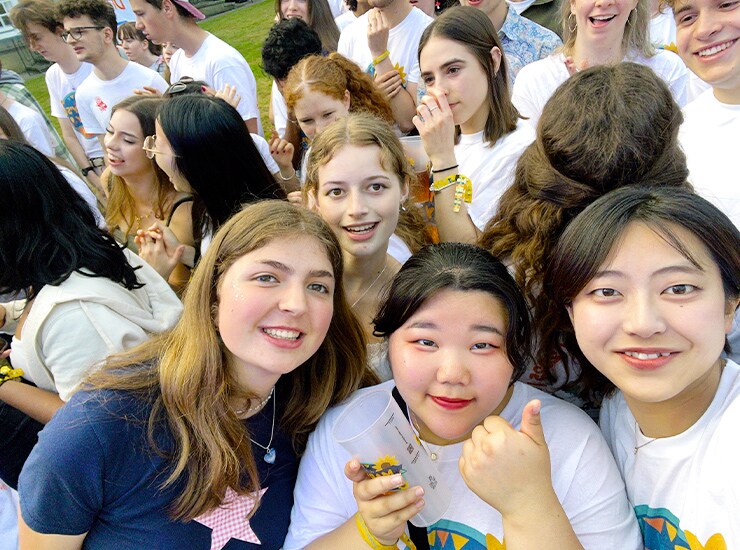 寮生活は多国籍