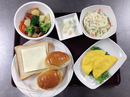 朝・夕2食の手作り料理