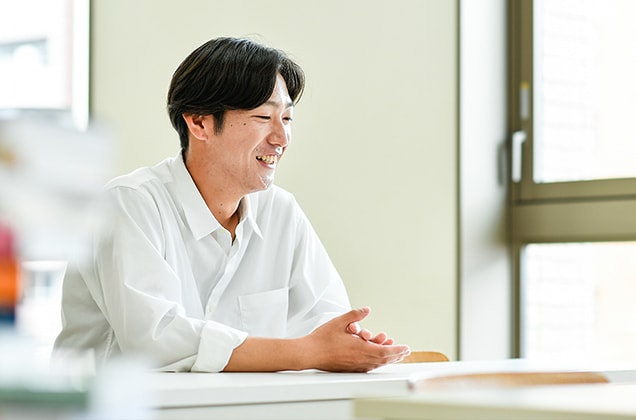 中学時代の経験を機に、人の力になりたいと思うように。