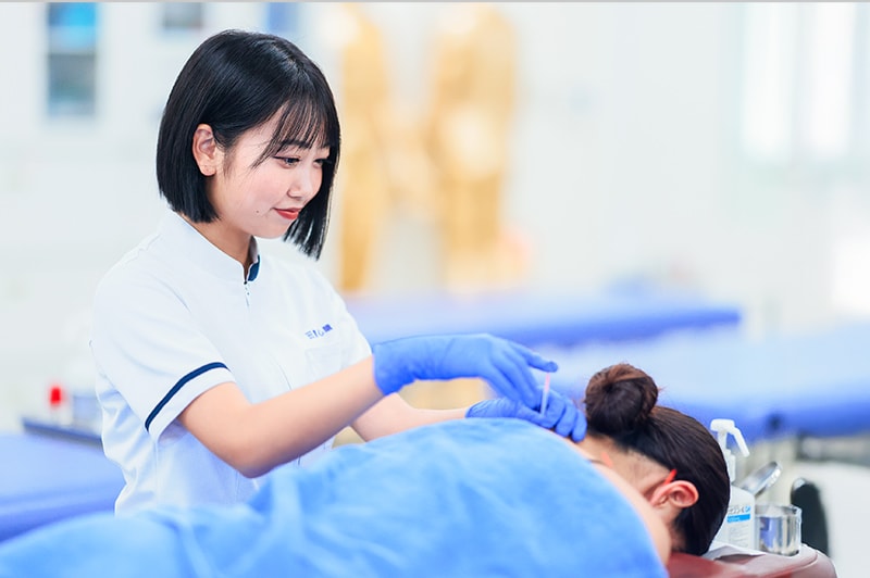 ヒューマンケア学部