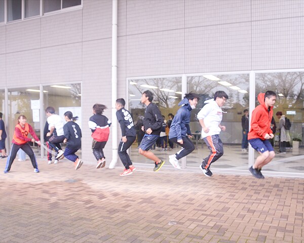 大縄跳び