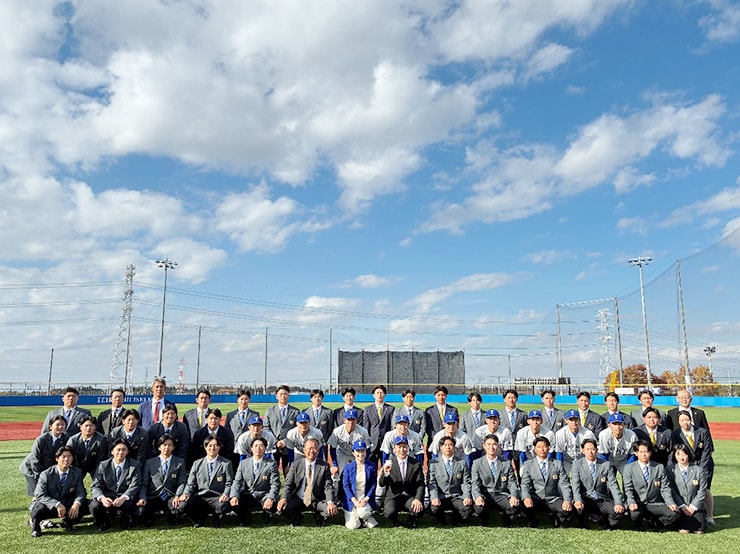 新野球場「THU BALL PARK」の竣工記念式典を開催いたしました。