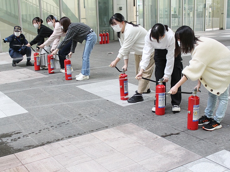 中野キャンパスにて総合防災訓練を実施しました。