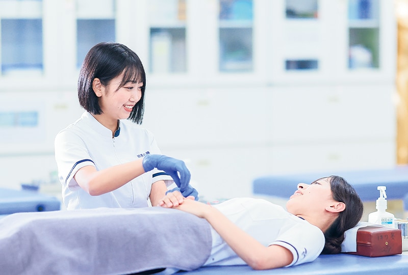 鍼灸学科 トレーナー・鍼灸コース