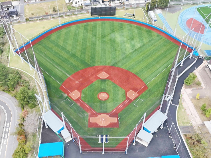 千葉キャンパスに最新設備を整えた野球場『THU BALL PARK』が誕生しました。